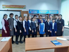 Әл-Фарабидің музыка, кітап туралы шығармасын таныстыру.