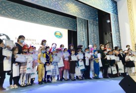 Білімнің жаққан шырағын