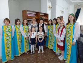 Книги строят мосты дружбы