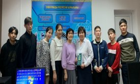 Сайраған бақта бұлбұлдай...