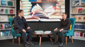 Мирас Үйсінбаев филолог