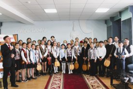 Жыр-менің жалғыз тарланым.