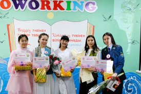 Қыздарға әсемдік жарасады