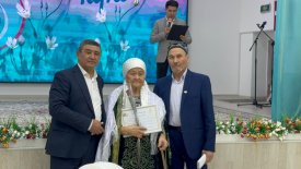 Ана – гүл, ана – сезім мен нұр