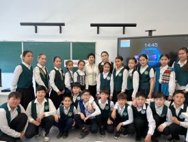 Қазақ поэзиясының ақ гүлі